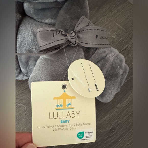 Lullaby baby stuffed animal and blanket - Picture 3 of 3